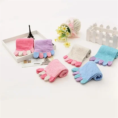 Comfortable Socks with Colorful Toe Design - Image 3
