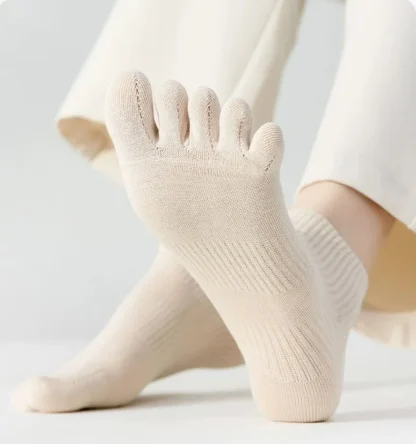 Casual Five Finger Socks with Elastic Design - Image 5