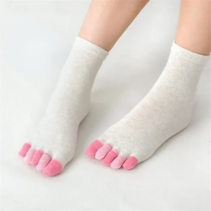 Comfortable Socks with Colorful Toe Design - Image 4