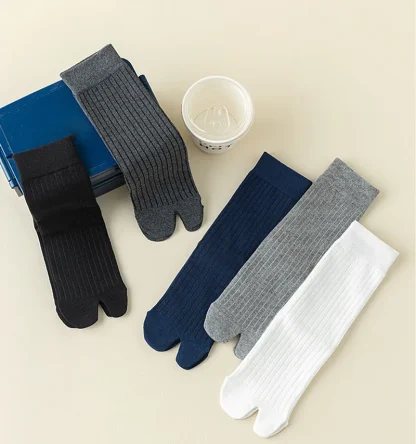 Split Toe Socks with Minimal Stripes - Image 5