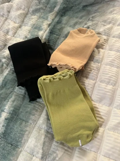 Non-Slip Toe Socks with Scallop Trim Design - Image 8
