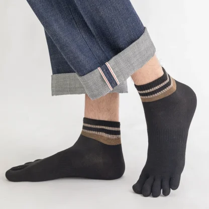 Comfy Toe Socks with Trim Stripe Pattern - Image 13