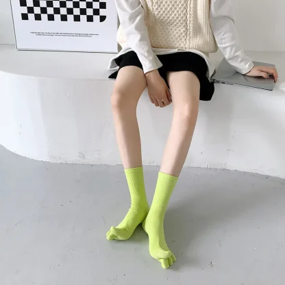 Five Finger Crew Length Solid Socks - Image 15