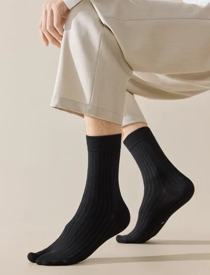 Split Toe Socks with Minimal Stripes - Image 11