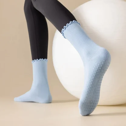 Non-Slip Toe Socks with Scallop Trim Design - Image 4