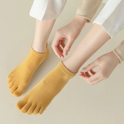 Separate Fingers Socks with Breathable Fabric - Image 10