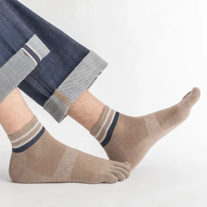 Comfy Toe Socks with Trim Stripe Pattern - Image 9