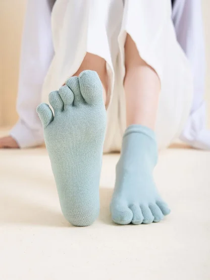 Breathable Ankle Socks with Solid Color - Image 13