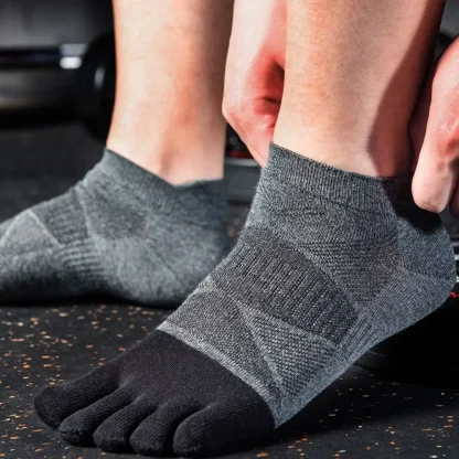 Sporty Toe Socks with Breathable Fabric - Image 4