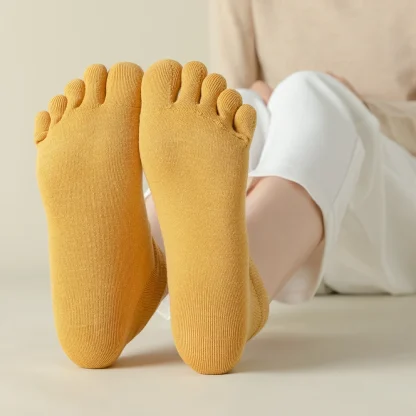 Separate Fingers Socks with Breathable Fabric - Image 9