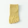 4-yellow