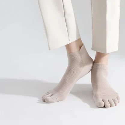 Ankle Toe Socks with Plain Color Design - Image 5